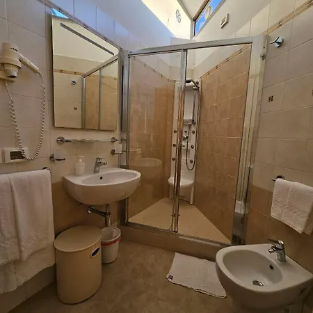 Hotel Nyers Perugia