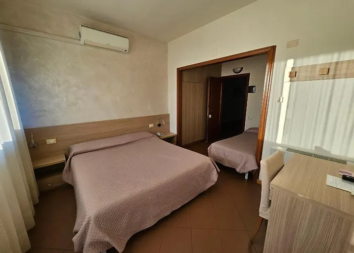 Albergo Nyers Ξενοδοχείο